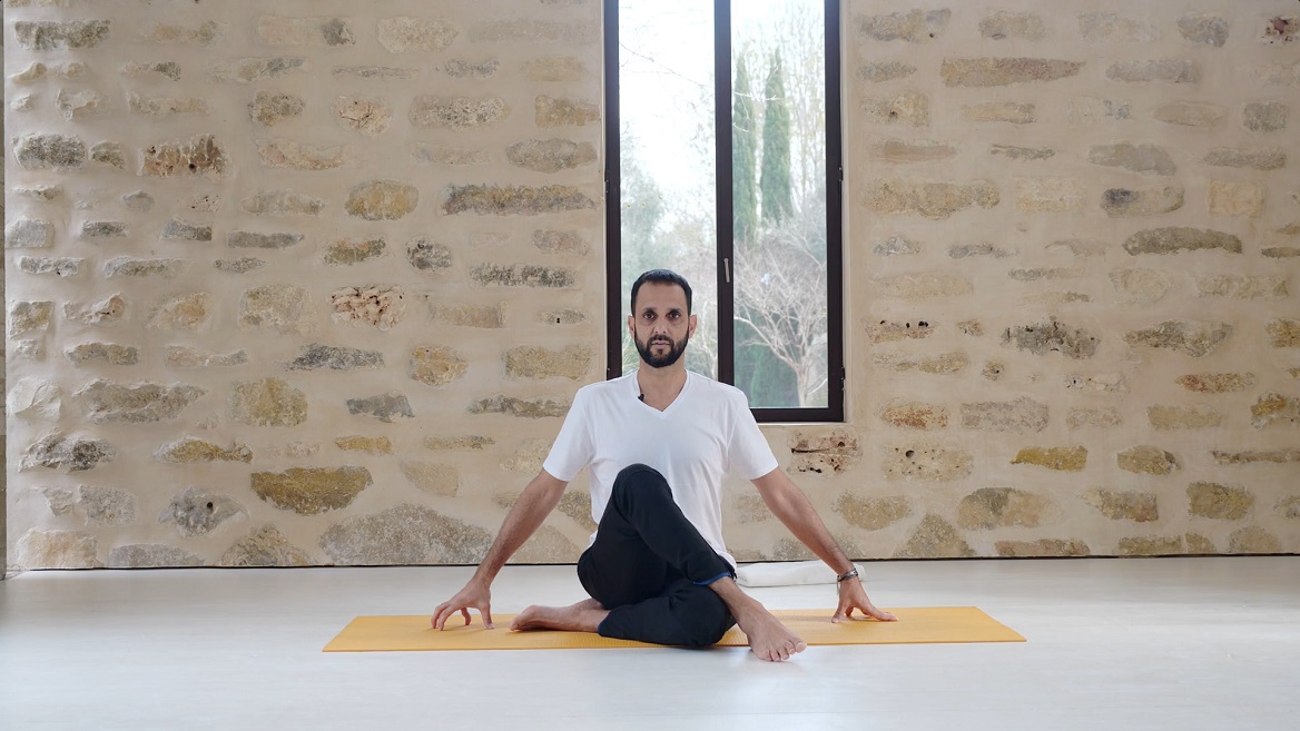 יוגה להפגת מתחים- מפרקי ירך